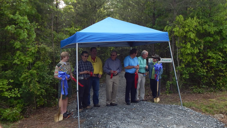 Cascades ribbon-cutting